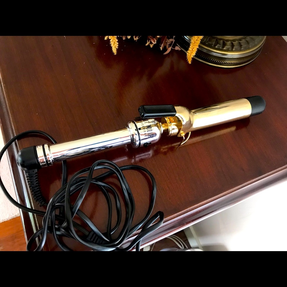Hot Tools 1.25” Curling Iron
